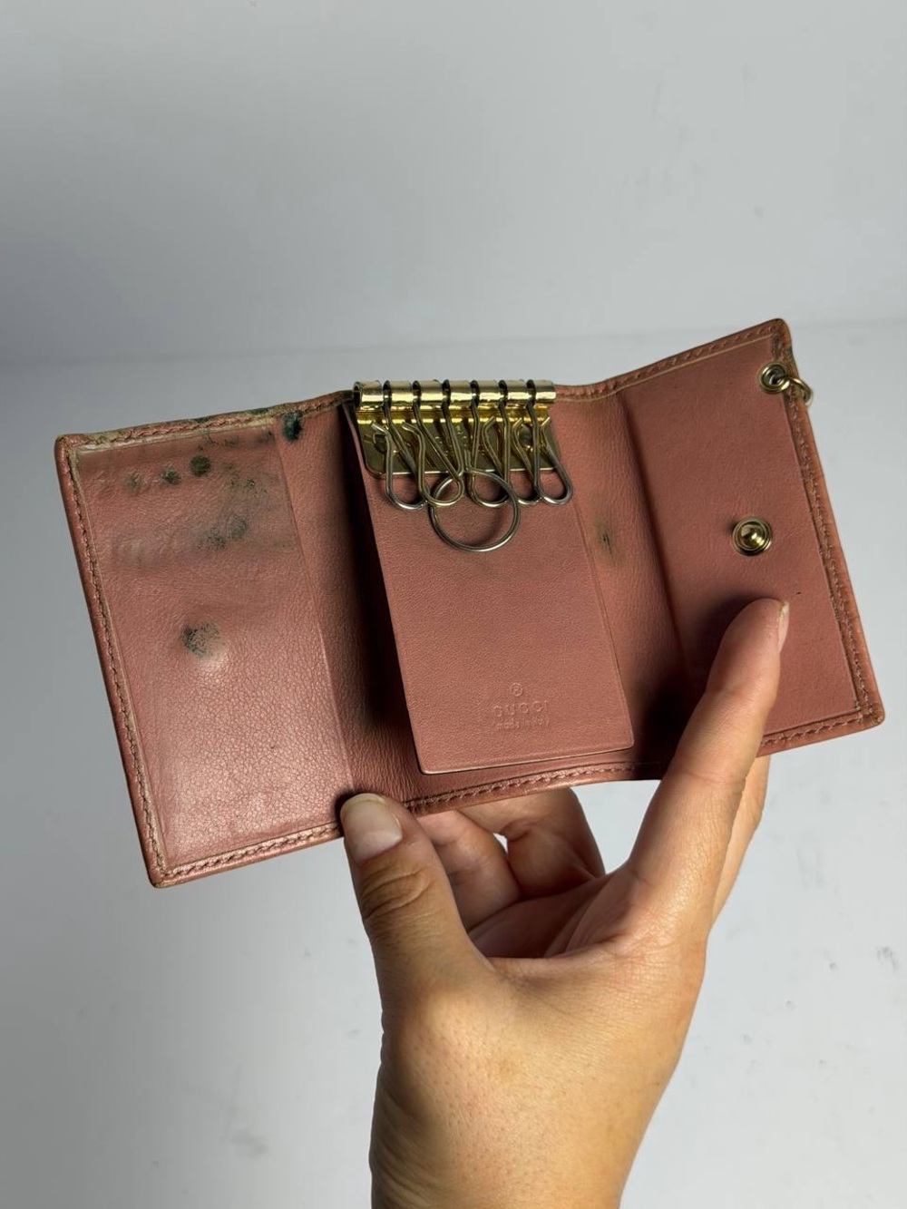 Gucci GG Guccissima Interlocking G Charm Pink Wallet - Picture 9 of 13